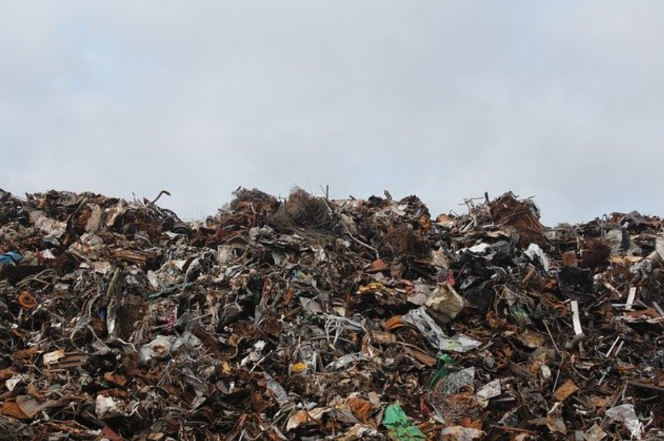 Image of a rubbish tip